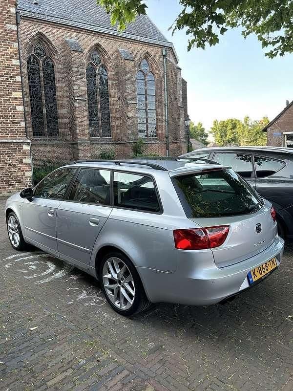 Gebruikt 2011 Seat Exeo Style Stationwagen | € 4.250 (Eerlijke prijs) - Afbeelding 1/4