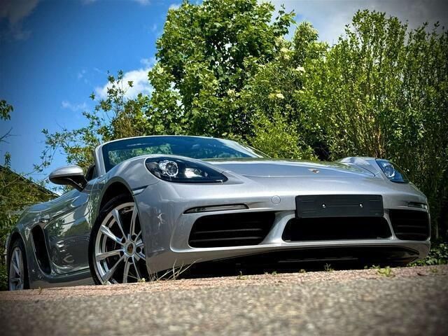 Grijs Gebruikt 2018 Porsche 718 Sport Cabriolet | € 56.450 - Afbeelding 1/4
