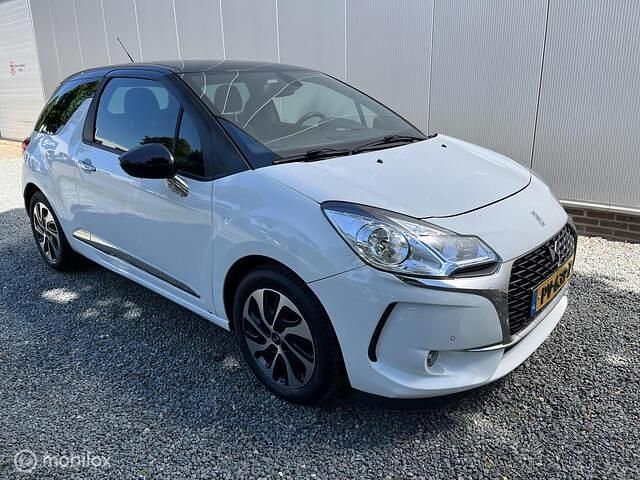 Occasion DS Automobiles DS3 So Chic 82 PK (60 kW) 2017 Wit Hatchback