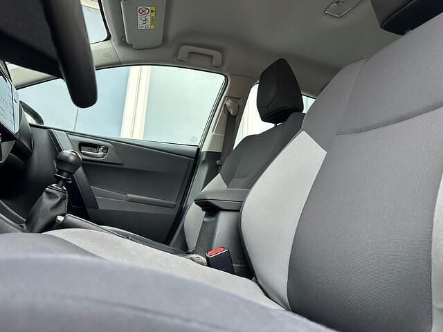 Occasion Toyota Auris 99 PK (72 kW) 2017 Grijs Hatchback