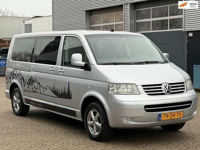 Occasion VW Caravelle 131 PK (96 kW) 2007 Grijs MPV