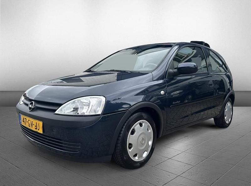 Blauw Gebruikt 2001 Opel Corsa Comfort Hatchback | € 4.250 - Afbeelding 1/4