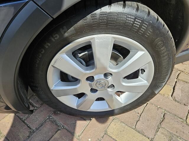 Occasion Opel Corsa 80 PK (58 kW) 2005 Grijs Hatchback