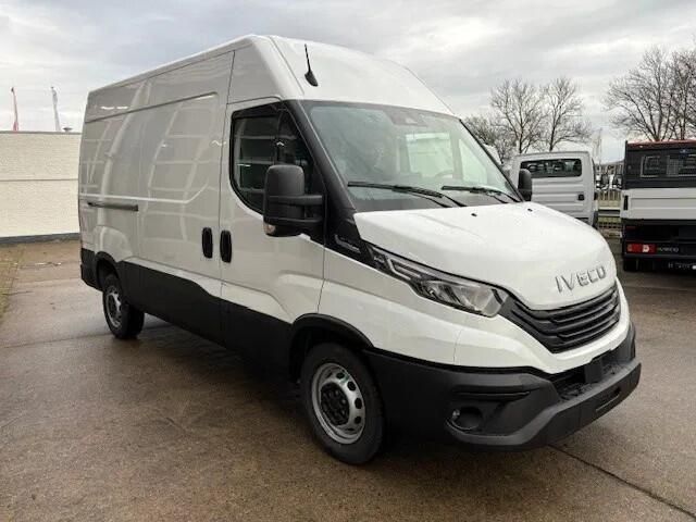 Occasion Iveco Daily 159 PK (116 kW) 2024 Wit Van