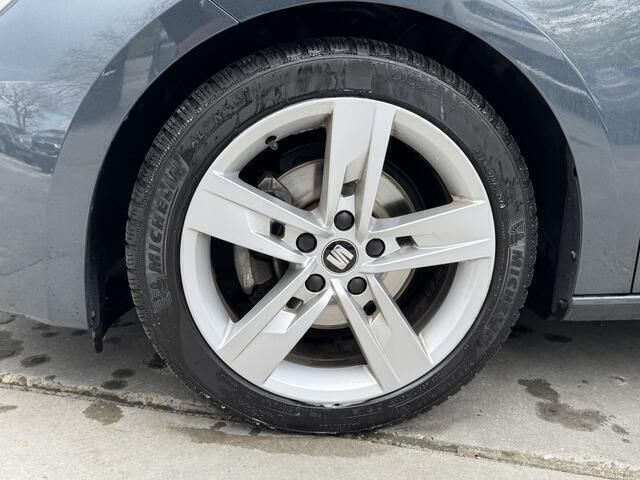 Occasion Seat Leon FR 150 PK (110 kW) 2020 Grijs Hatchback