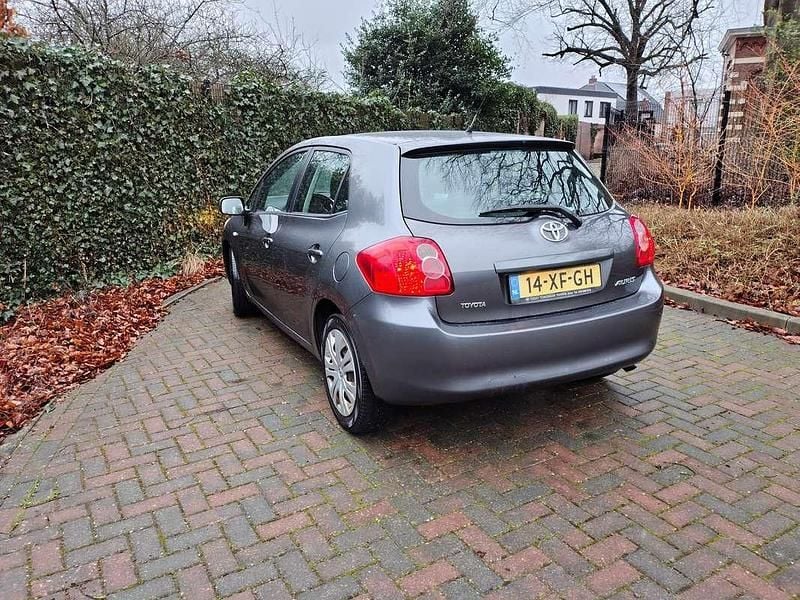 Occasion Toyota Auris Business Edition 124 PK (91 kW) 2007 Grijs Hatchback