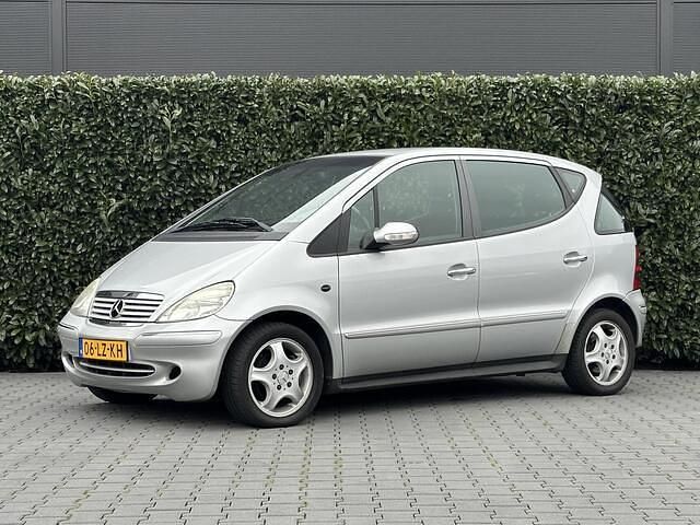 Grijs Occasion 2003 Mercedes A160 Avantgarde MPV | € 950 (Super prijs) - Afbeelding 1/4