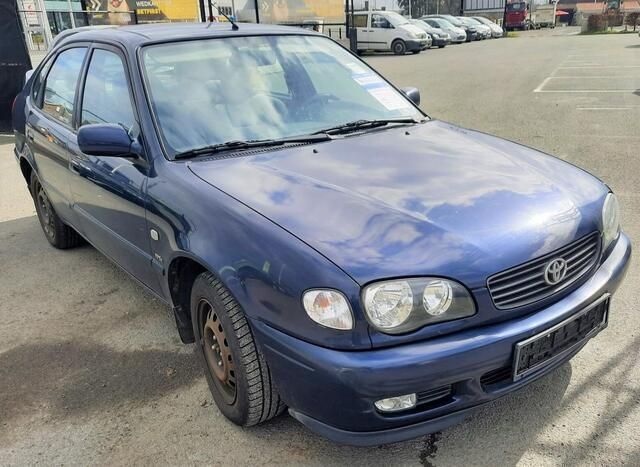 Blauw Gebruikt 2001 Toyota Corolla Stationwagen | € 1.750 - Afbeelding 1/4