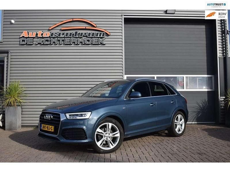 Blauw (metallic) Gebruikt 2016 Audi Q3 S-Line SUV | € 20.999 (Eerlijke prijs) - Afbeelding 1/4