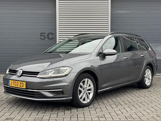 Grijs Occasion 2018 VW Golf VII Comfortline Stationwagen | € 8.950 (Eerlijke prijs) - Afbeelding 1/4