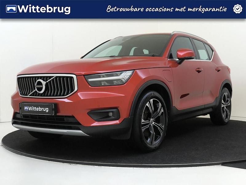 Oranje Occasion 2021 Volvo XC40 Inscription SUV | € 28.725 (Eerlijke prijs) - Afbeelding 1/3