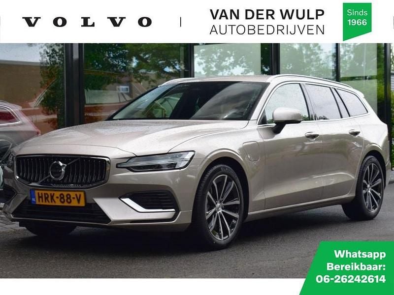 Grijs Gebruikt 2025 Volvo V60 Stationwagen | € 42.950 (Super prijs) - Afbeelding 1/4