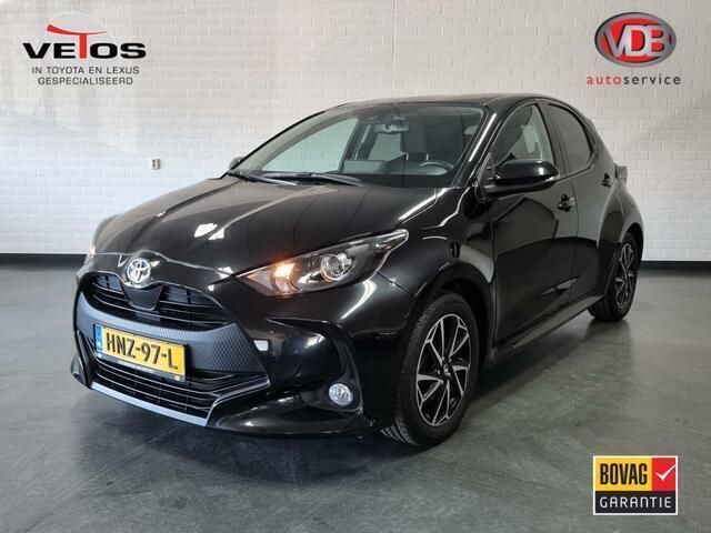 Zwart Gebruikt 2022 Toyota Yaris Hatchback | € 22.750 (Eerlijke prijs) - Afbeelding 1/4