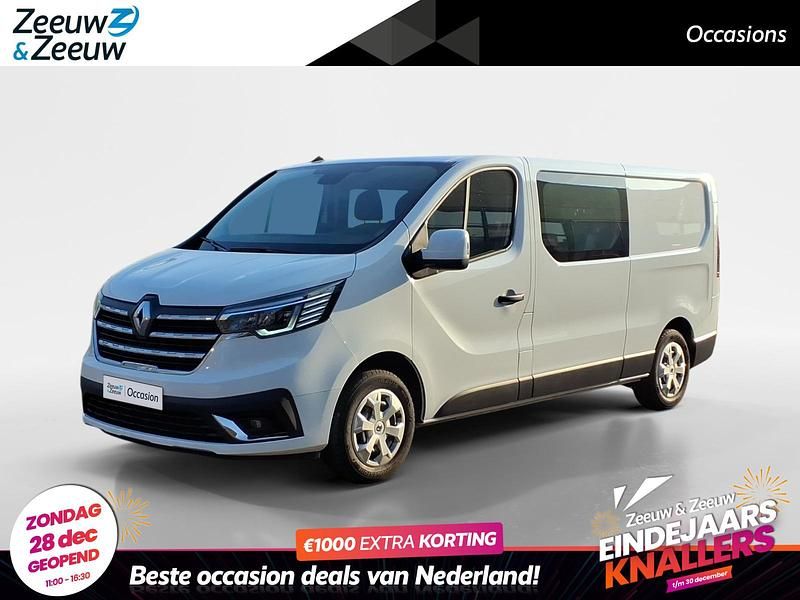 Ijswit 369 Gebruikt 2024 Renault Trafic MPV | € 25.895 (Goede deal) - Afbeelding 1/4