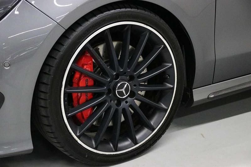 Occasion Mercedes CLA45 AMG Shooting Brake AMG 362 PK (266 kW) 2015 Grijs, metallic lak Stationwagen