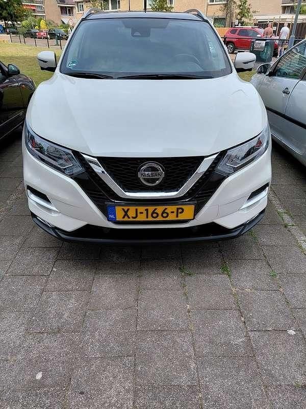 Wit Occasion 2019 Nissan Qashqai N-Connecta SUV | € 16.500 (Goede deal) - Afbeelding 1/4