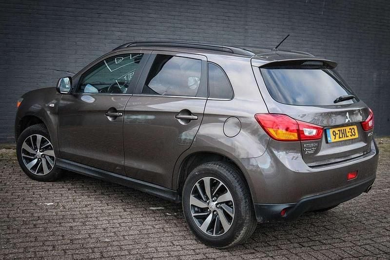 Occasion Mitsubishi ASX Invite+ 117 PK (86 kW) 2015 Bruin (metallic) SUV