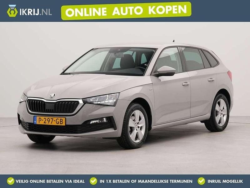 Grijs Gebruikt 2022 Skoda Scala Ambition Hatchback | € 15.800 (Eerlijke prijs) - Afbeelding 1/3