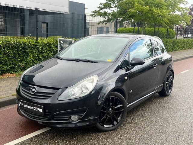 Zwart, metallic lak Occasion 2011 Opel Corsa Edition Hatchback | € 5.650 (Eerlijke prijs) - Afbeelding 1/4