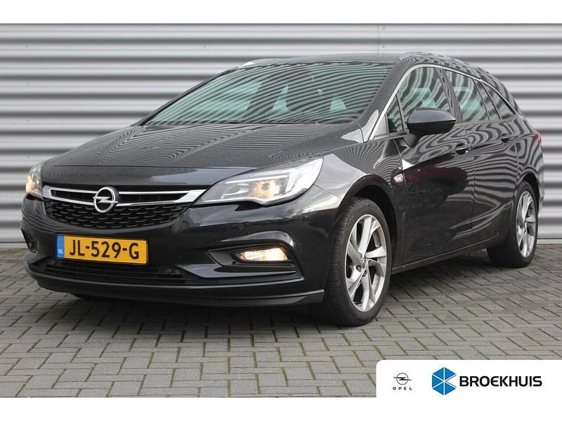 Zwart Gebruikt 2016 Opel Astra Innovation Stationwagen | € 13.900 (Goede deal) - Afbeelding 1/2