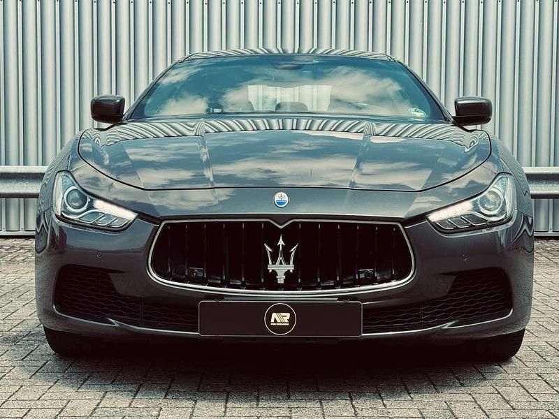 Occasion Maserati Ghibli 330 PK (242 kW) 2016 Grijs Sedan