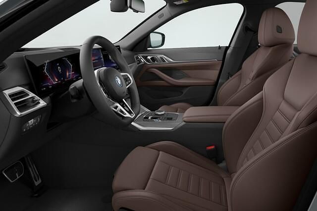 Nieuw BMW i4 M Sport 210 kW (286 PK) 2025 Bmw individual dravitgrau (c36) Sedan