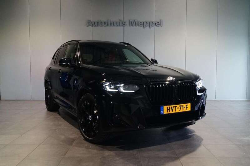 Zwart Gebruikt 2022 BMW X3 Comfort Edition SUV | € 56.950 (Duur) - Afbeelding 1/4