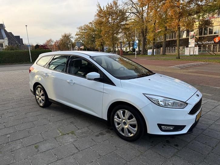 Occasion Ford Focus Trend 125 PK (91 kW) 2017
