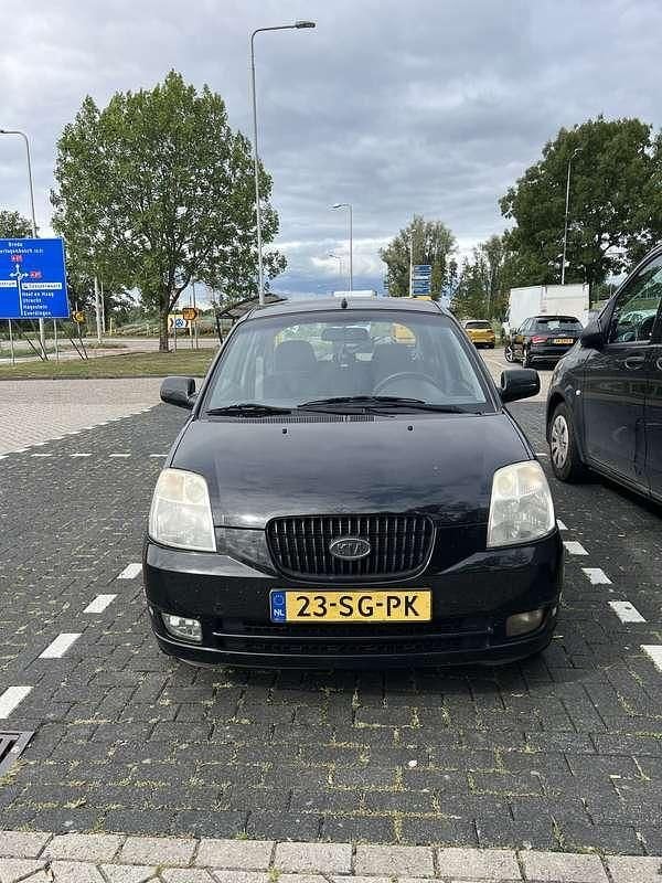 Zwart Gebruikt 2006 Kia Picanto Hatchback | € 600 (Goede deal) - Afbeelding 1/3