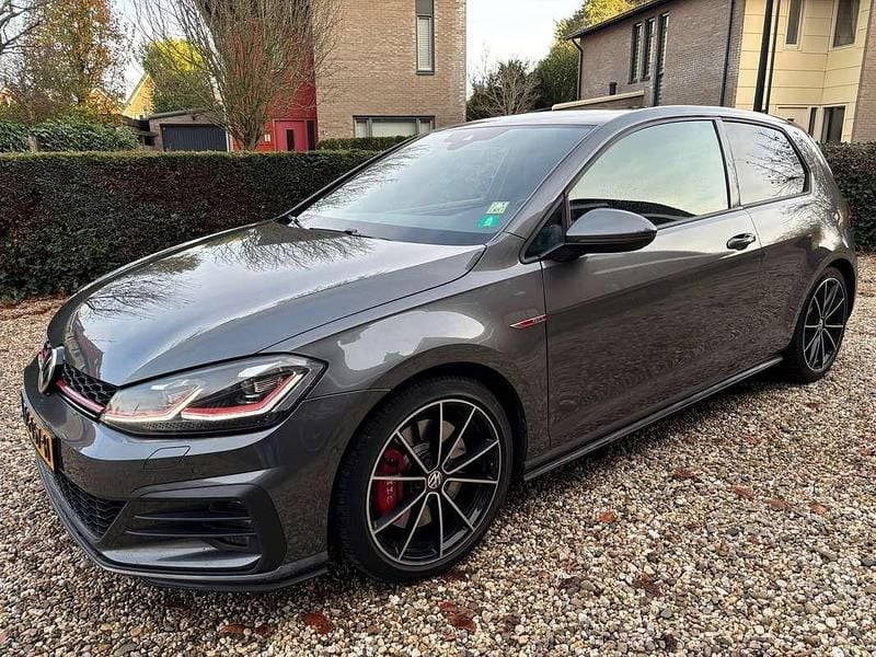 Grijs Gebruikt 2017 VW Golf VII GTI Hatchback | € 13.475 (Super prijs) - Afbeelding 1/4