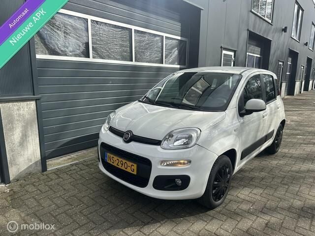 Wit Gebruikt 2017 Fiat Panda Lounge Hatchback | € 8.450 (Super prijs) - Afbeelding 1/4