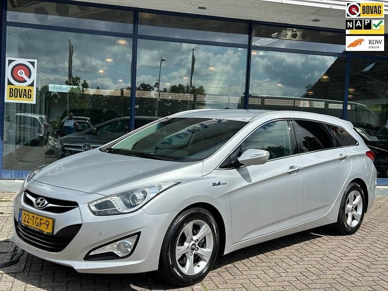 Grijs Gebruikt 2012 Hyundai i40 Edition Stationwagen | € 6.499 (Goede deal) - Afbeelding 1/4