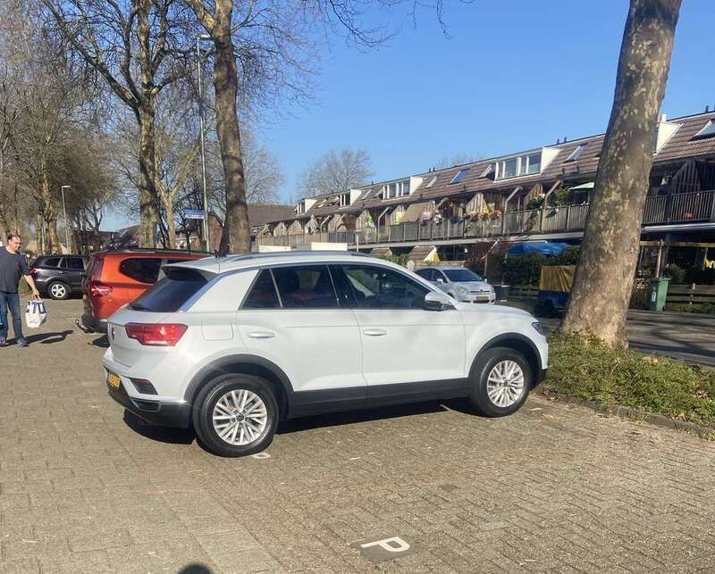 Wit Gebruikt 2021 VW T-Roc Style SUV | € 30.000 - Afbeelding 1/4