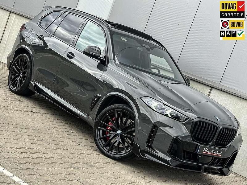 Grijs Gebruikt 2024 BMW X5 Performance SUV | € 99.999 - Afbeelding 1/4