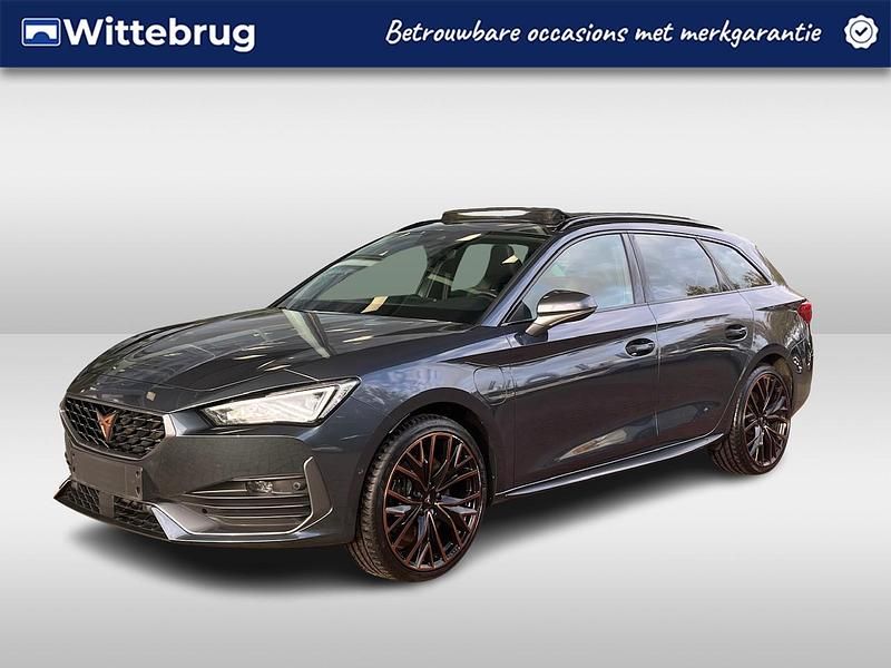 Grijs Gebruikt 2021 Cupra Leon VZ Stationwagen | € 27.450 (Eerlijke prijs) - Afbeelding 1/2