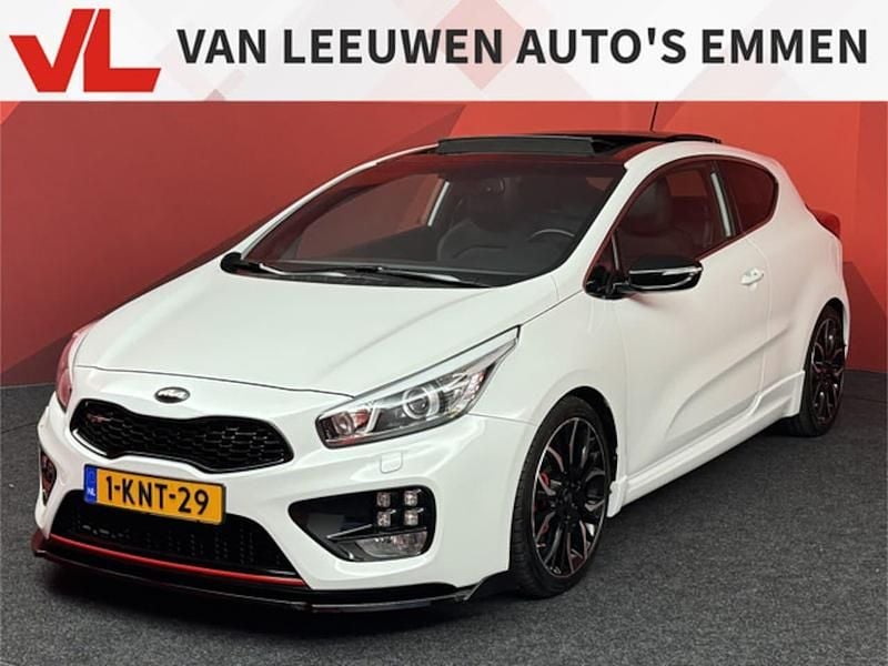 Wit Occasion 2013 Kia ProCeed First Edition Hatchback | € 11.400 (Eerlijke prijs) - Afbeelding 1/4