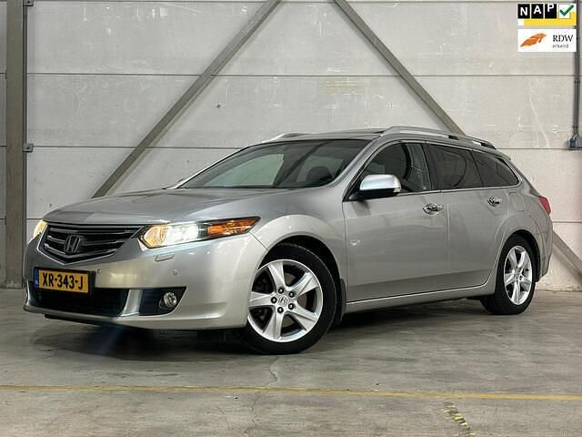 Grijs Gebruikt 2012 Honda Accord Executive Stationwagen | € 9.995 (Eerlijke prijs) - Afbeelding 1/4