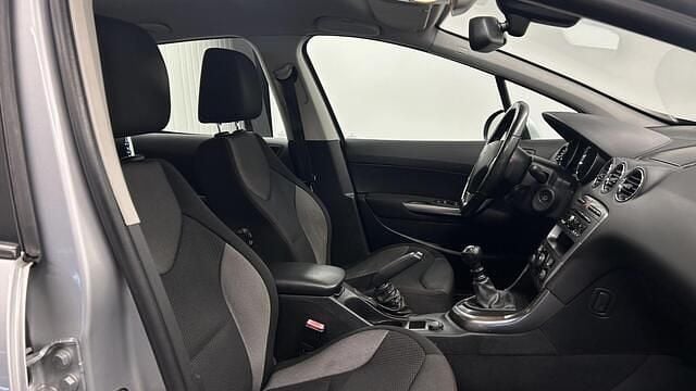 Occasion Peugeot 308 SW Sportium 157 PK (115 kW) 2013 Grijs Stationwagen