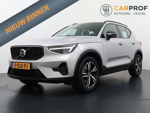 Grijs Gebruikt 2024 Volvo XC40 Plus SUV | € 39.995 (Goede deal) - Afbeelding 1/4