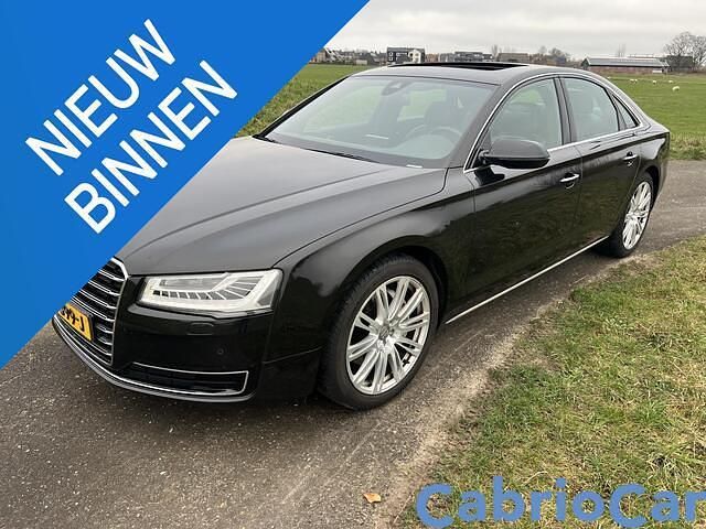 Zwart (metallic) Gebruikt 2015 Audi A8 Proline Sedan | € 23.950 - Afbeelding 1/4