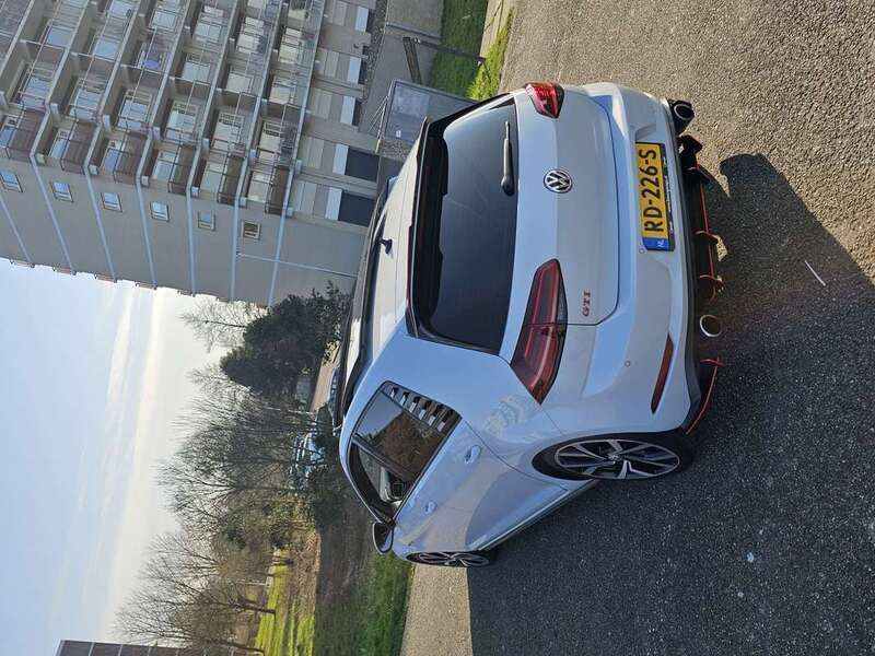 Wit Gebruikt 2017 VW Golf VII GTI Stationwagen | € 19.999 (Eerlijke prijs) - Afbeelding 1/4