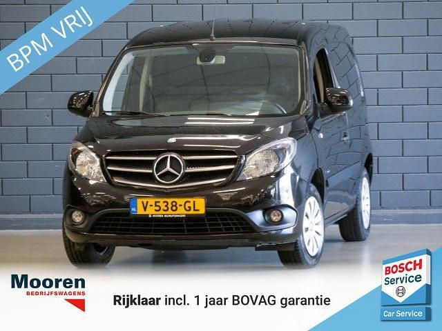 Zwart Gebruikt 2017 Mercedes Citan 111 Van | € 12.950 - Afbeelding 1/4