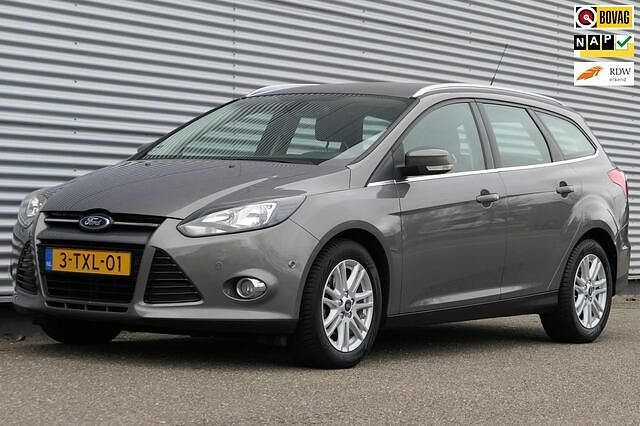 Bruin Gebruikt 2014 Ford Focus Stationwagen | € 4.740 (Goede deal) - Afbeelding 1/4