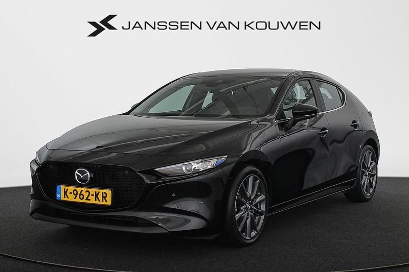 Zwart Occasion 2021 Mazda 3 Comfort Hatchback | € 21.890 (Goede deal) - Afbeelding 1/4