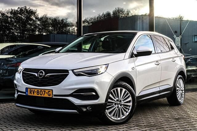 Wit Occasion 2018 Opel Grandland X SUV | € 11.900 (Eerlijke prijs) - Afbeelding 1/4