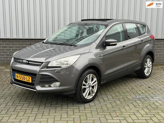 Grijs Occasion 2014 Ford Kuga Titanium SUV | € 9.895 (Goede deal) - Afbeelding 1/4