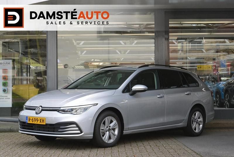 Grijs Gebruikt 2022 VW Golf VIII Business Stationwagen | € 24.950 (Eerlijke prijs) - Afbeelding 1/3