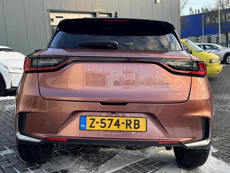 Occasion Lexus LBX 136 PK (100 kW) 2024 Bruin SUV