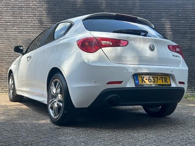 Occasion Alfa Romeo Giulietta Super 150 PK (110 kW) 2016 Wit Hatchback