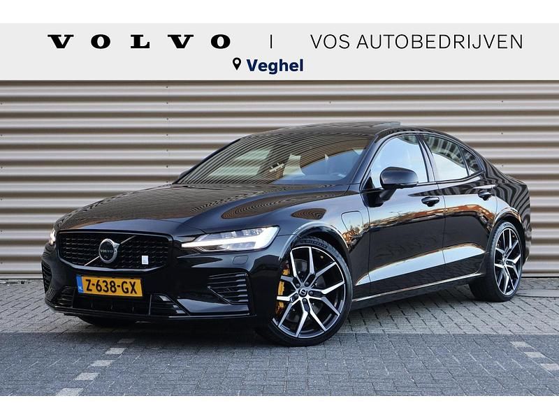 Zwart Gebruikt 2023 Volvo S60 Sedan | € 49.950 - Afbeelding 1/3